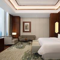 Westin Suite, Club lounge access, Larger Suite, 1 King