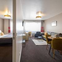 Superior One Bedroom Apartment
