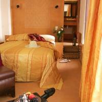 Cinnamon Double Room