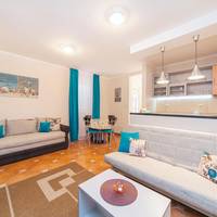 One-Bedroom Apartment with Balcony