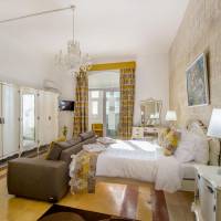 Double Room with View