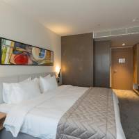 Special Offer - Standard Double Room with Free Airport Transfer