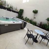 Deluxe Double or Twin Room with Spa Bath