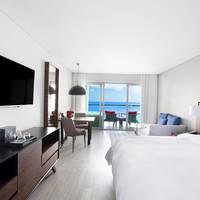 Grand Junior Suite Jacuzzi Double Ocean Front