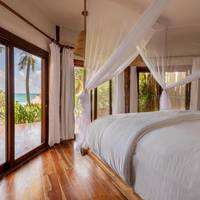 Beach Front Lower Room