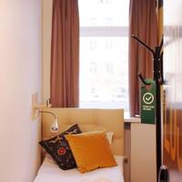 Single Room with Shared Bathroom