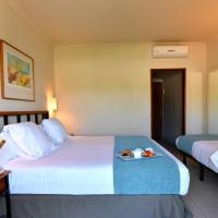 Triple Room with Balcony and Sea View