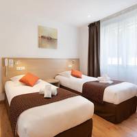 Economy Twin Room - Street Level