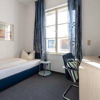 Single Room with Shared Shower and Toilet