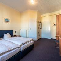 Double or Twin Room with Shower