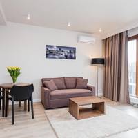 Superior One-Bedroom Apartment