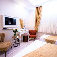 Basement Triple Room