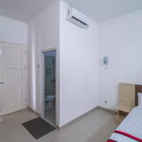 RedDoorz Double Room