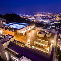 Four Bedroom Penthouse with Private Pool and Sea View