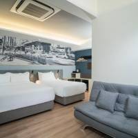 Family Room (3 Adults)