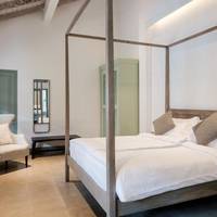 Double Bazaar Bedroom