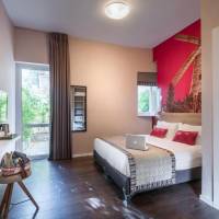 Double or Twin Room with Private Garden