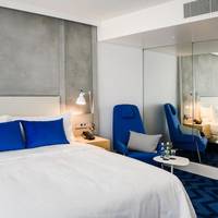 Junior Suite with Lounge Access