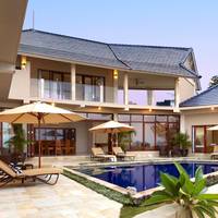 Grand Four-Bedroom Beachfront Villa with Private Pool