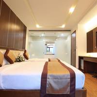 Triple Room with City View