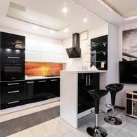 Deluxe Two-Bedroom Apartment