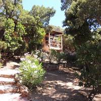 Bungalow with Garden View