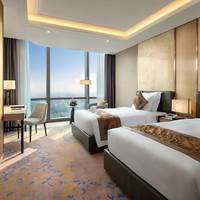 Club Twin Room