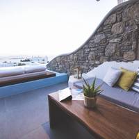 Cave Suite with Outdoor Heated Private Pool