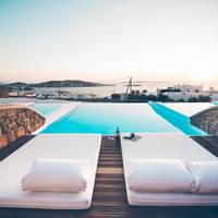 Deluxe Suite with Outdoor Heated Private Pool