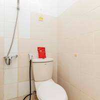 RedDoorz Double Room