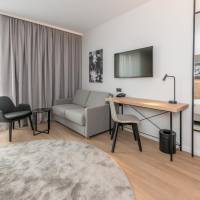 Family Room - Partial Airport View