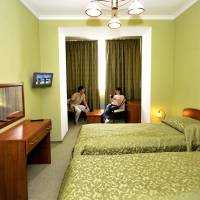 Standard Twin Room with Treatment