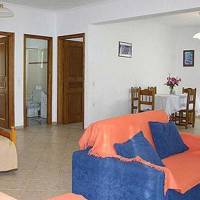 Studio (2-3 Adults)