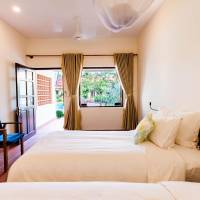 Twin Room with Pool View