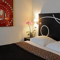 Studio (2 Adults)