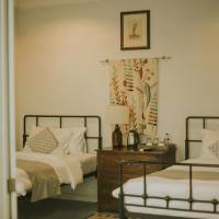 Halona Deluxe Twin Room