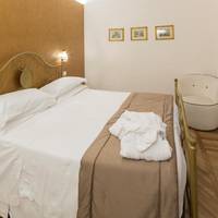 Junior Suite with Spa Access