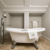 Suite with City View
