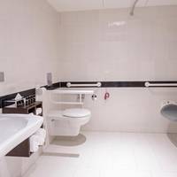 Queen Room - Mobility Access