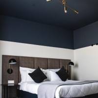 Deluxe Double Room with Roof Top Terrace and Hot Tub
