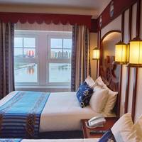 Compass Club Room - Lake Side