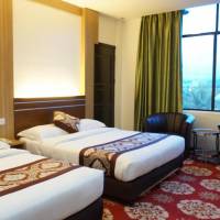Deluxe Family Room