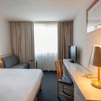 Standard Room 1 Double Bed and 1 Sofa 