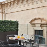 Deluxe Suite with Terrace