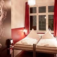 Double or Twin Room with Shared Bathroom
