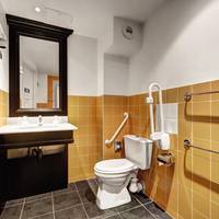 Privilege Room (2 adults + 1 child)