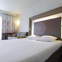 Standard Double Room with Sofa Bed and Balcony