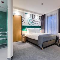 Double Room - Mobility Access with Roll-in Shower