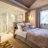 Standard Three-Bedrooms Apartment (8 People)