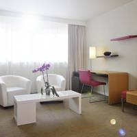 Standard Suite with 1 double bed and 2 sofas